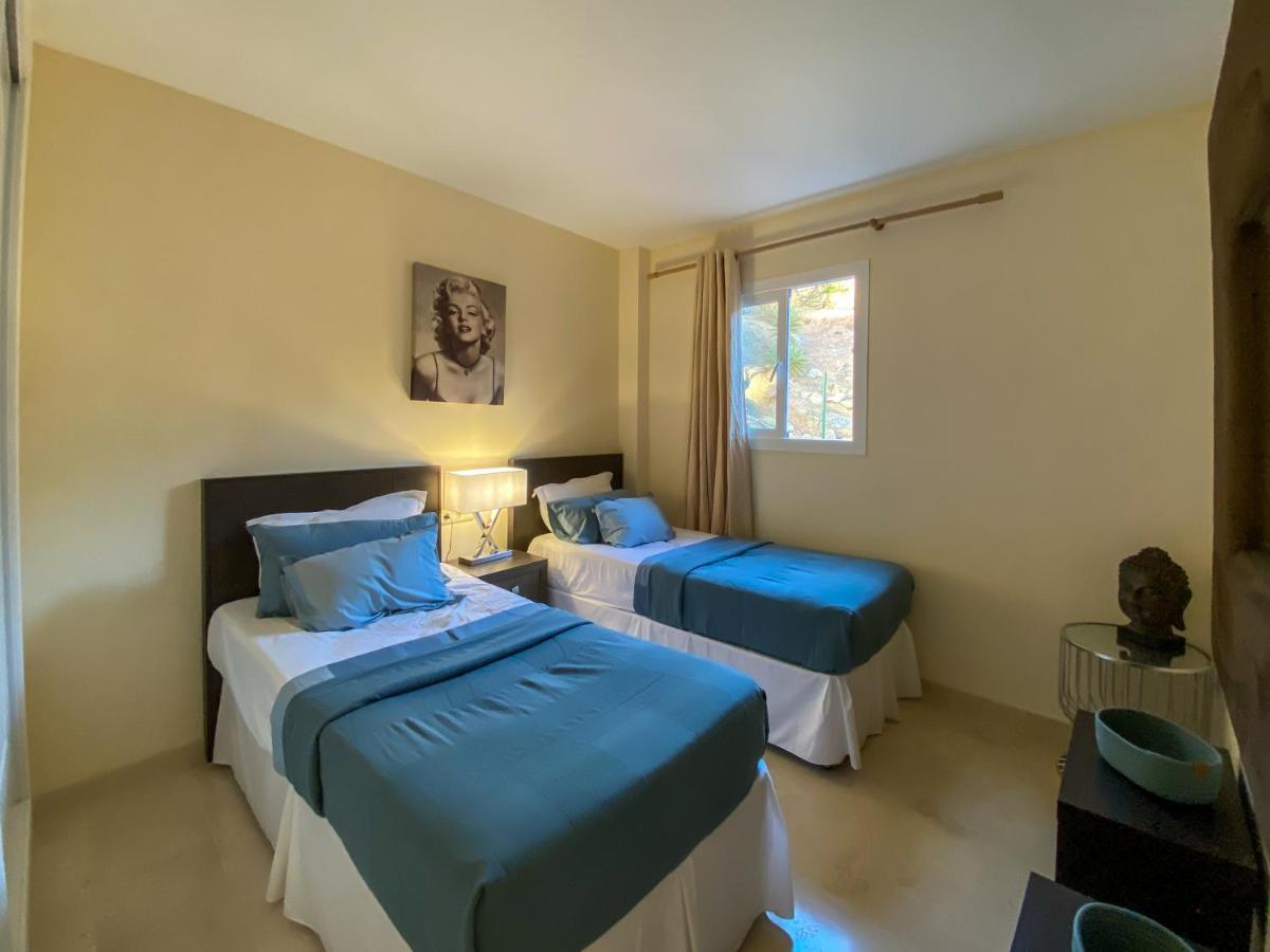 Marbella Elviria Apartment Exterior photo